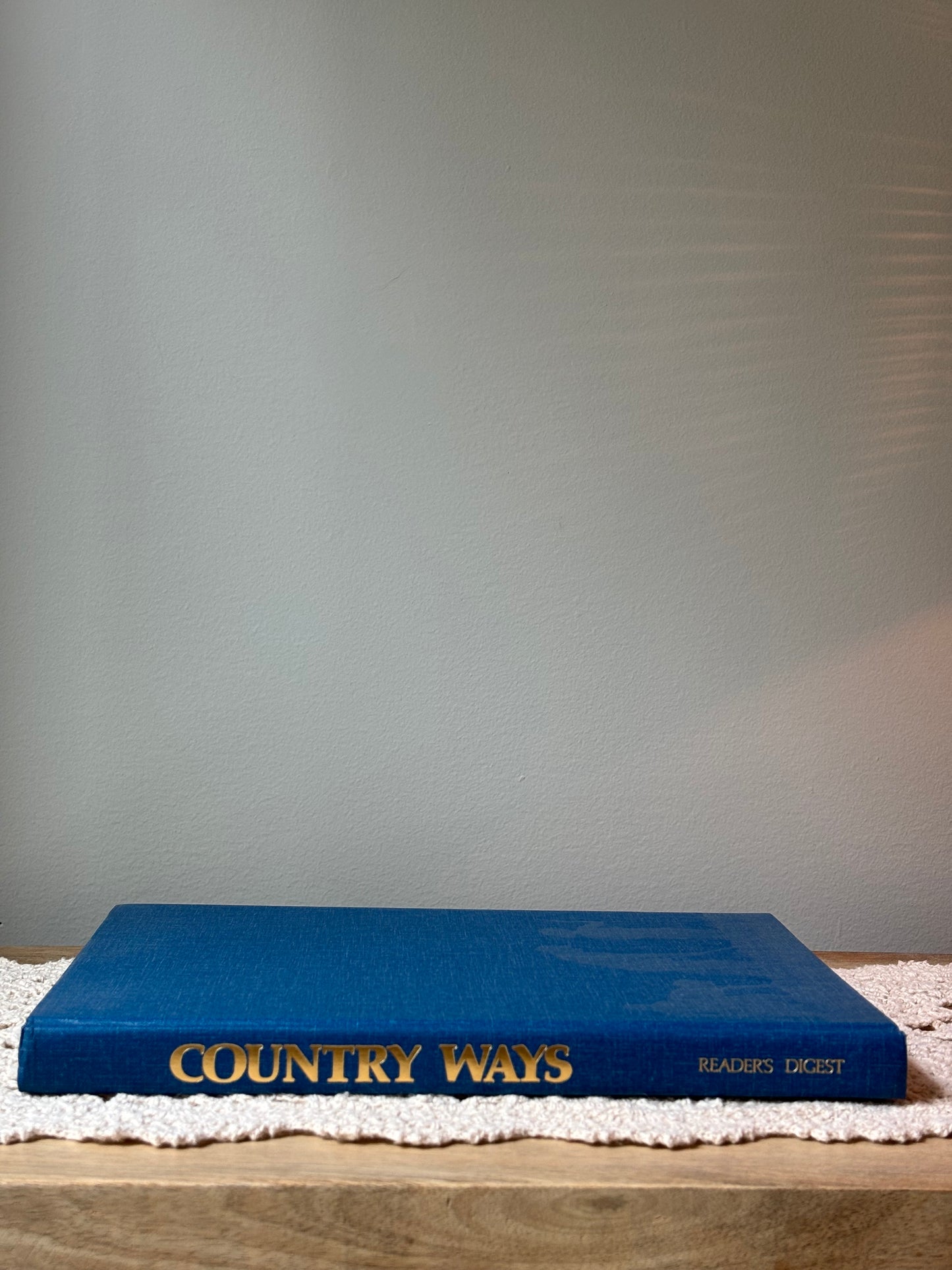 Vintage 1988 1st Edition Country Ways Coffee Table Book