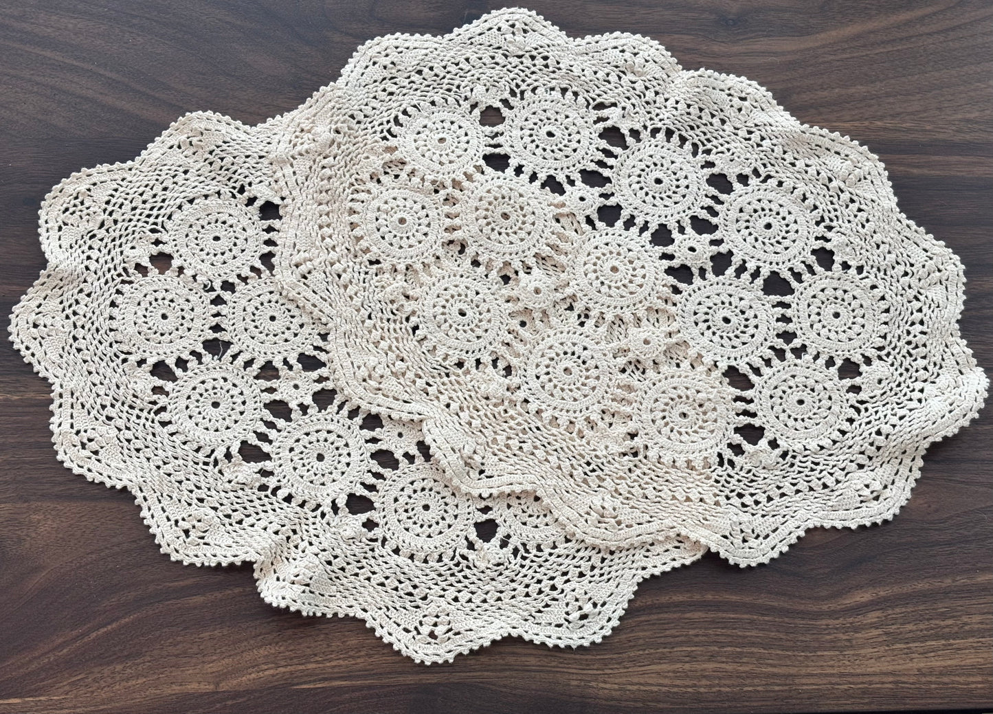 Set of 2 Vintage Oval Crochet Doilies